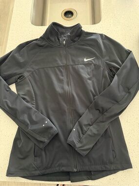Nike Black Full-Zip Performance Jacket with Reflective Swoosh